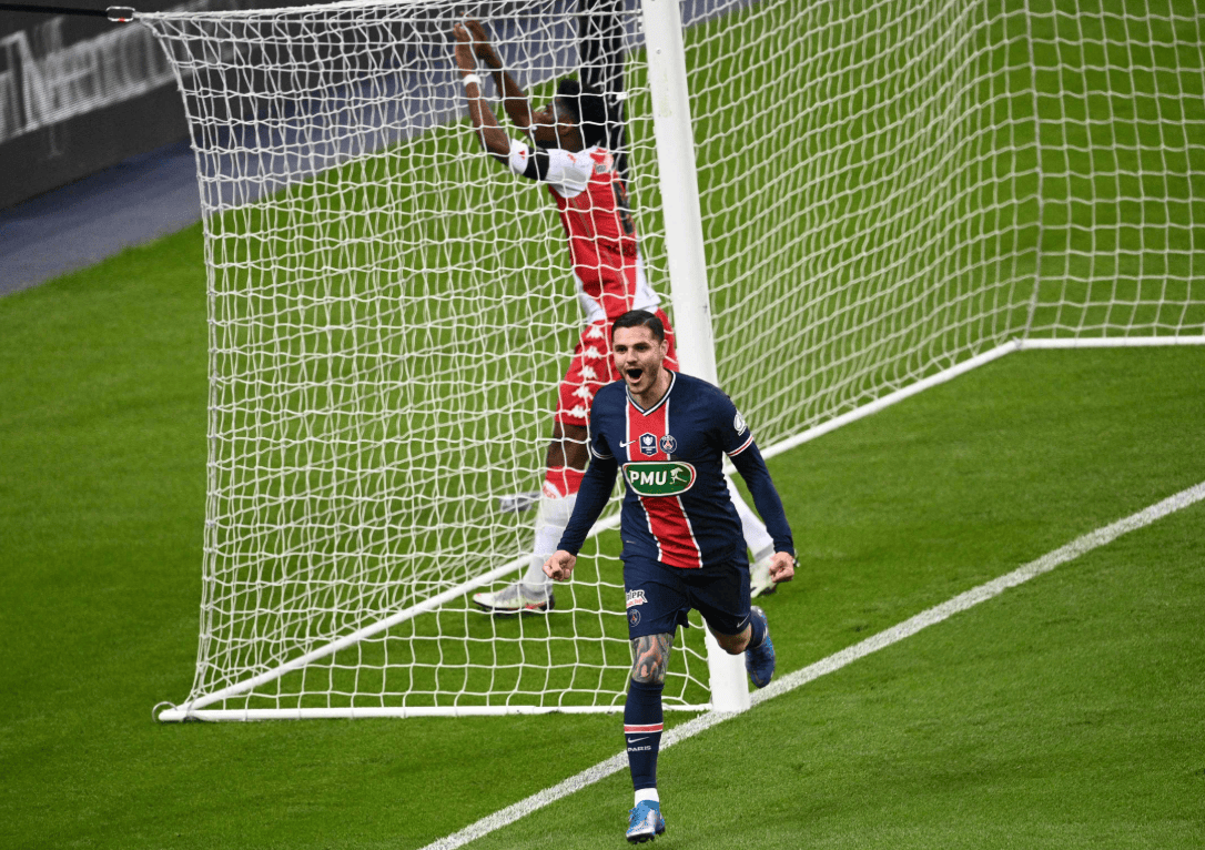 米兰体育报:巴黎批准2376红军球迷入场,欧冠夜王子公园重现喧嚣